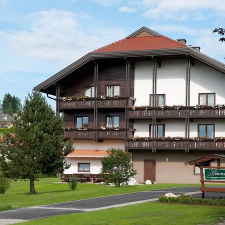 Hotel Hubertushof Latschach ober dem Faakersee Exterior foto